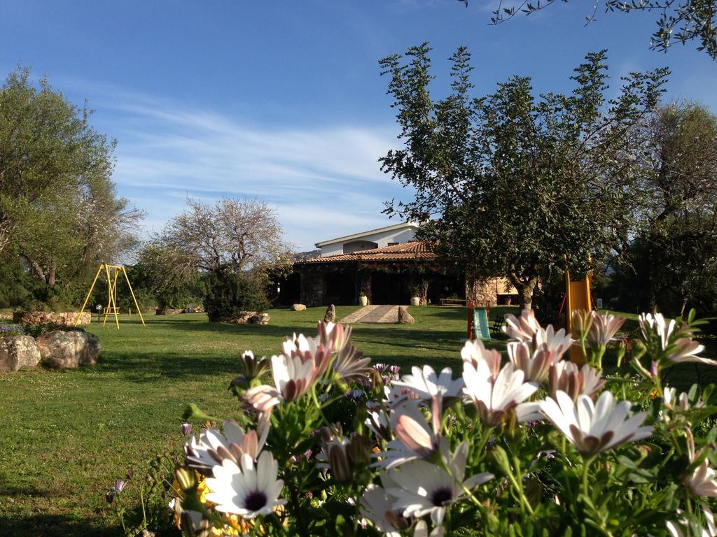 San Priamo Agriturismo Sarrabus מראה חיצוני תמונה